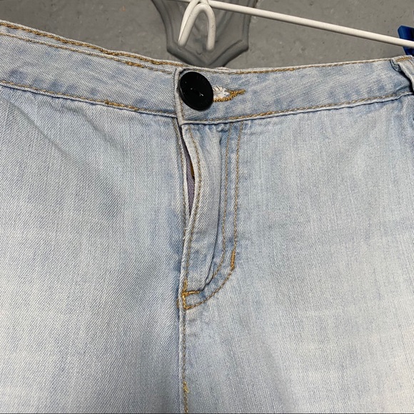 MNG Blue Jean Light Rinse Cuffed Denim Shorts USA8 - Picture 7 of 11